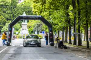 RALLY 4 PORSCHE-Jérôme Fiasse Photography-21Logo