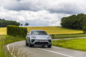 RALLY 4 PORSCHE-Jérôme Fiasse Photography-404Logo